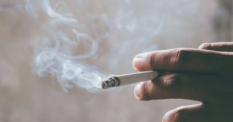 Uno studio francese ritiene che il tabagismo rallenti il Covid-19