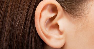 Perché si forma il cerume nelle orecchie